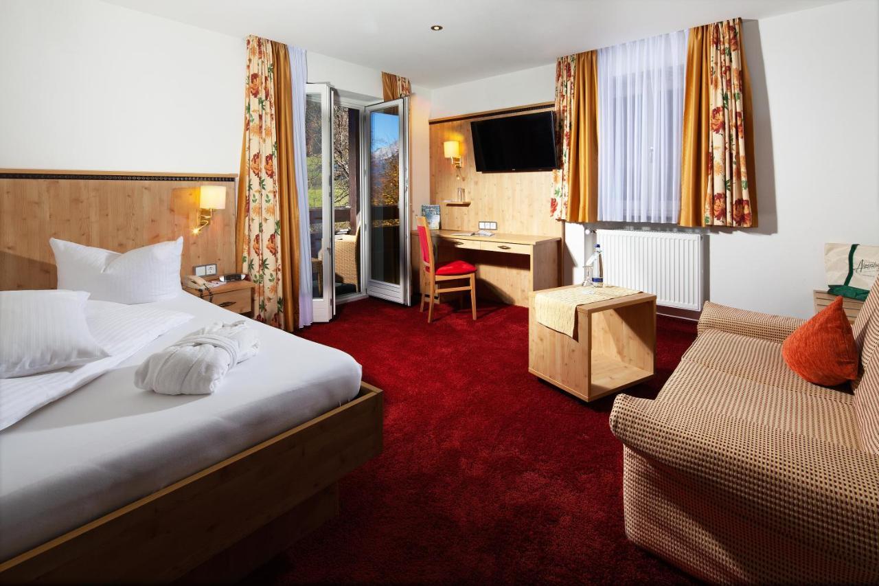 Alm-&wellnesshotel Alpenhof