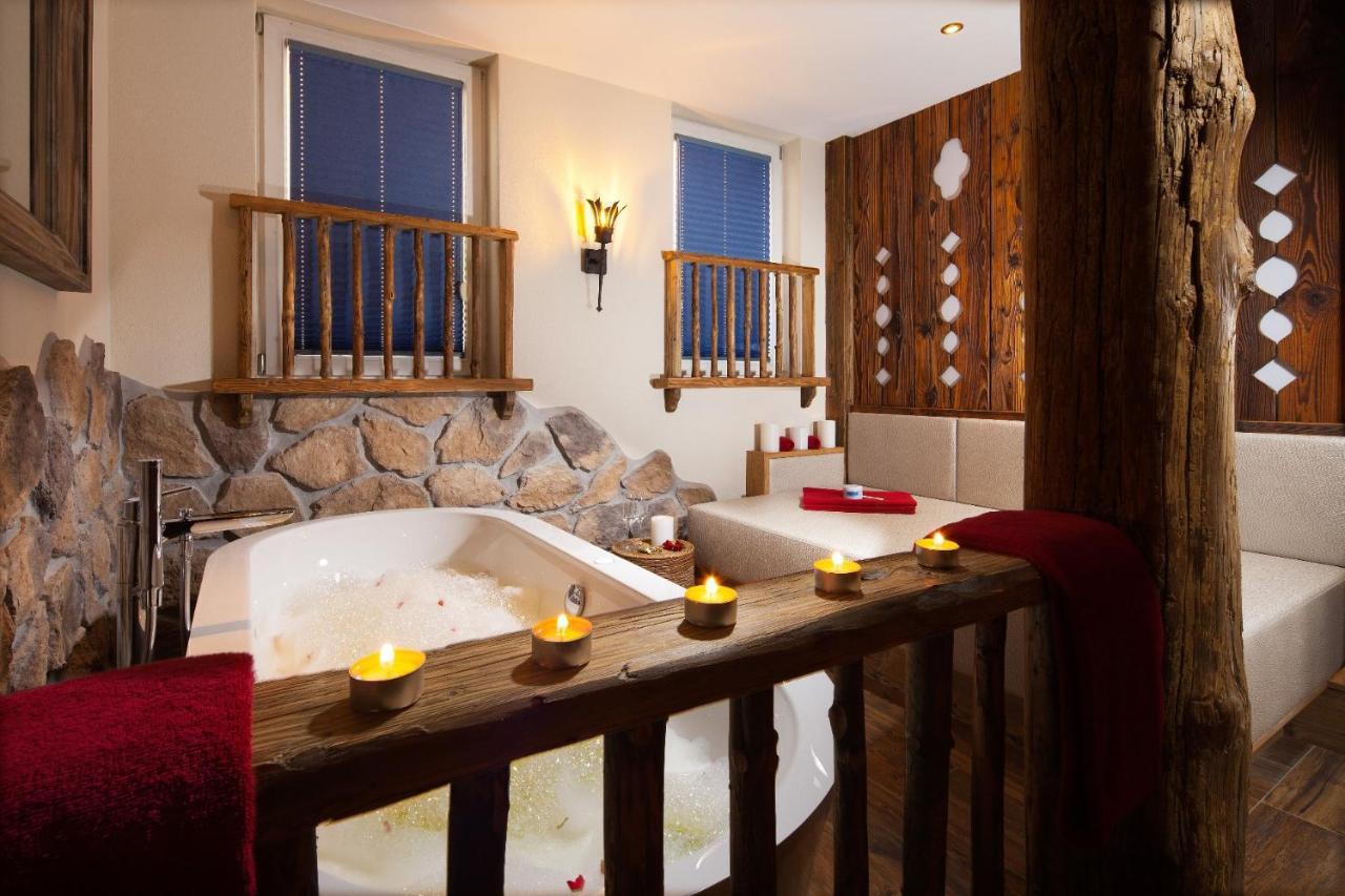 Hotel Alm-&wellnesshotel Alpenhof 4*