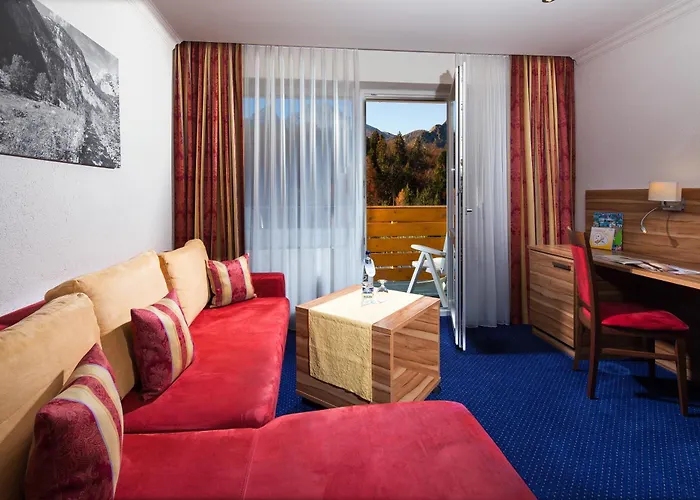 Alm- & Wellnesshotel Alpenhof