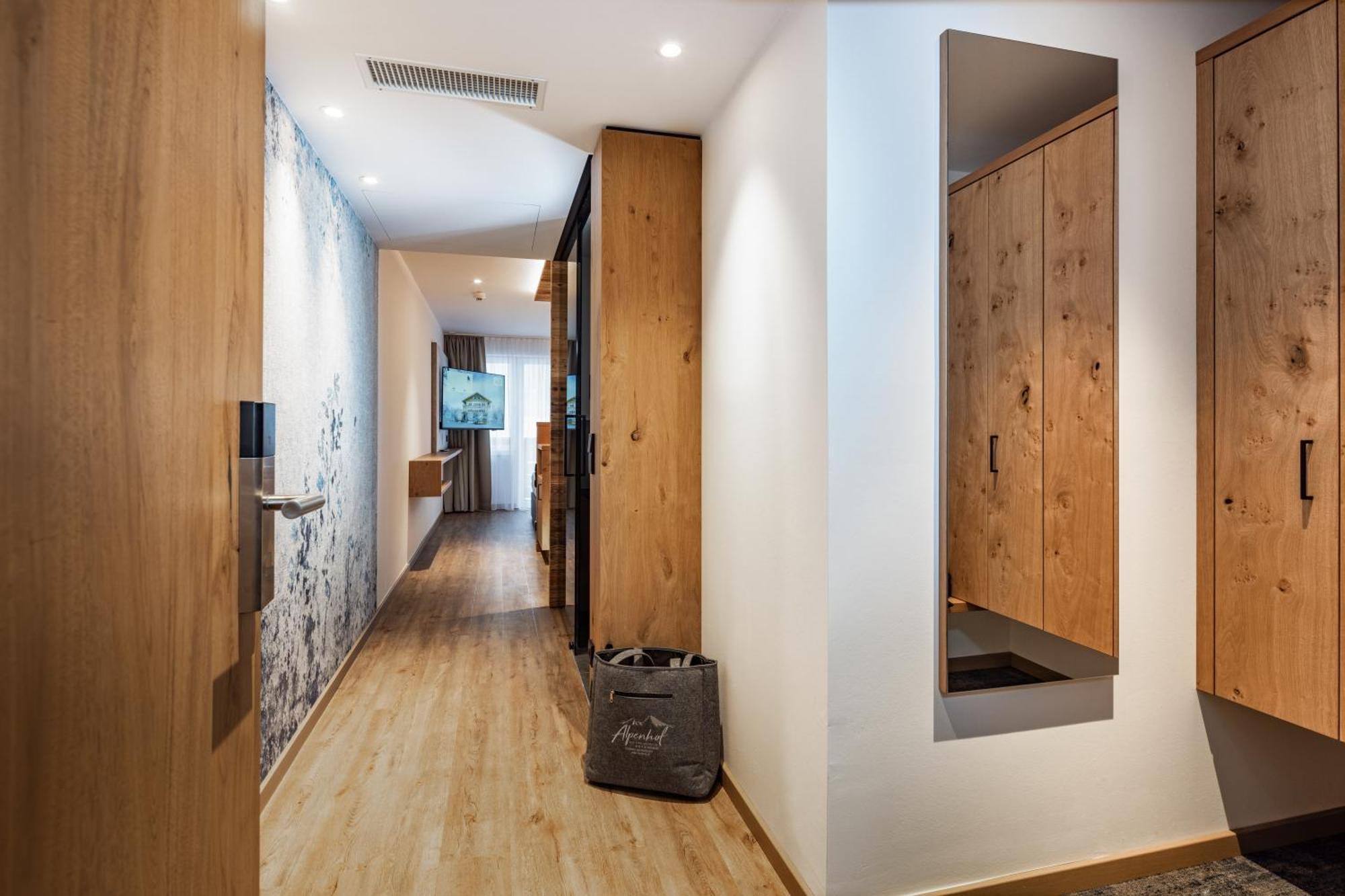 Alm- & Wellnesshotel Alpenhof Hotel